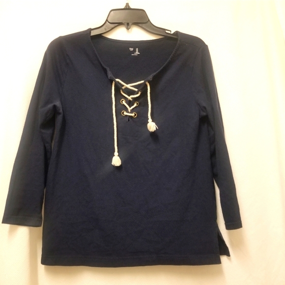 GAP Tops - Gap 3/4 Sleeve Tie Front Top